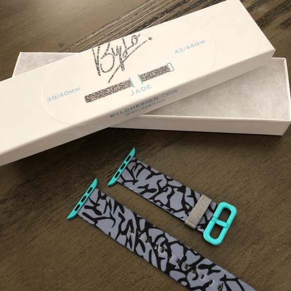 Custom Air Max 1 Atmos Inspired Apple Watch Band - Picture 5 of 8